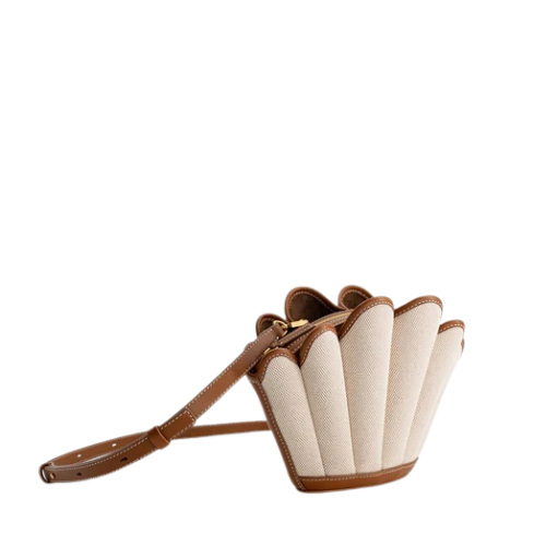 The Onyx Curve - White